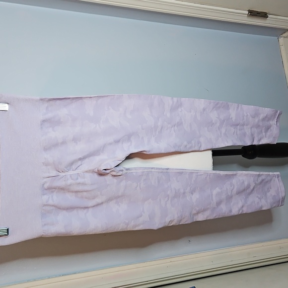 Lavender Camo Leggings - Picture 3 of 4